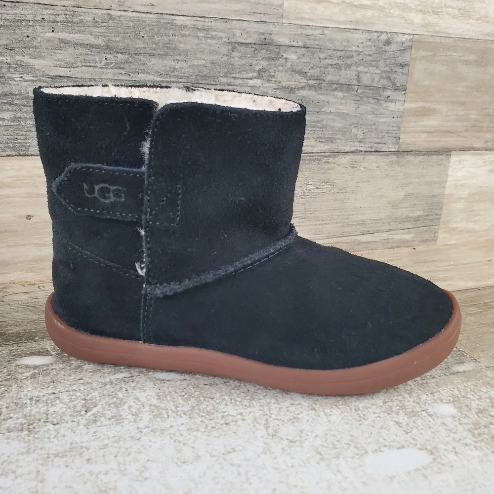 Ugg Keelan II Kids Bootie Sz 12 Comfort Black Suede Plush Lined Hook & Loop Boot